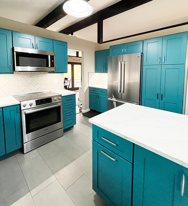 Holmes Kitchen